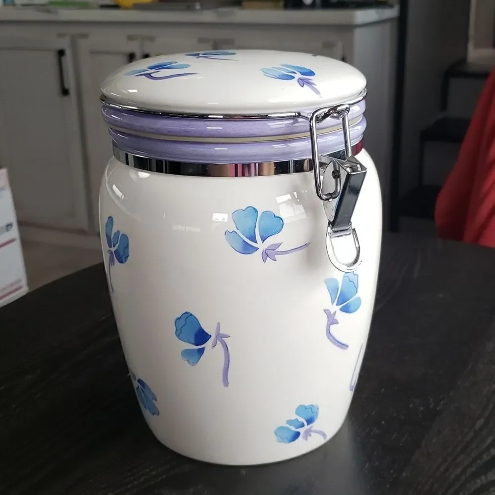 Vtg Inspirado Stonelite Floral Stoneware Crock Canister with Sealed, Latched Lid